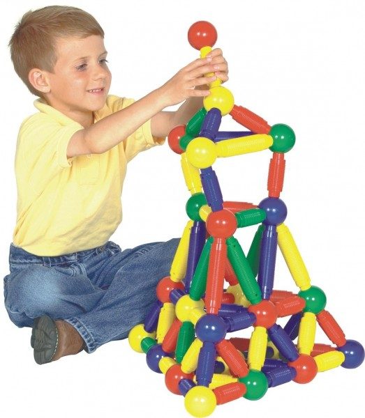 foto de niño jugando